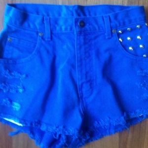 Short denim, high waist