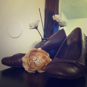 Dark brown casual heels! Great for work!