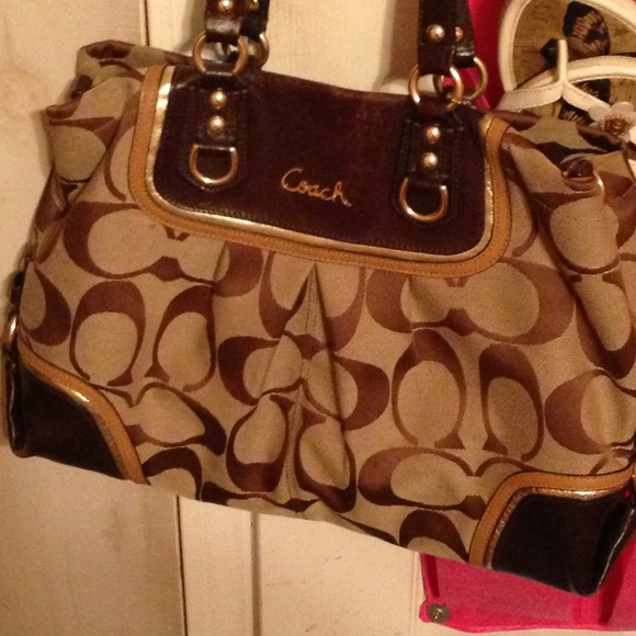 Coach handbag