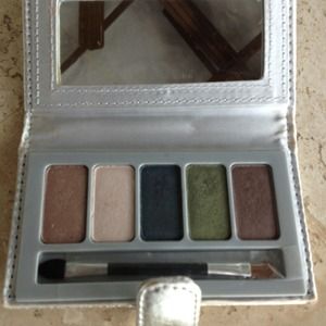 Elizabeth Arden eyeshadow set
