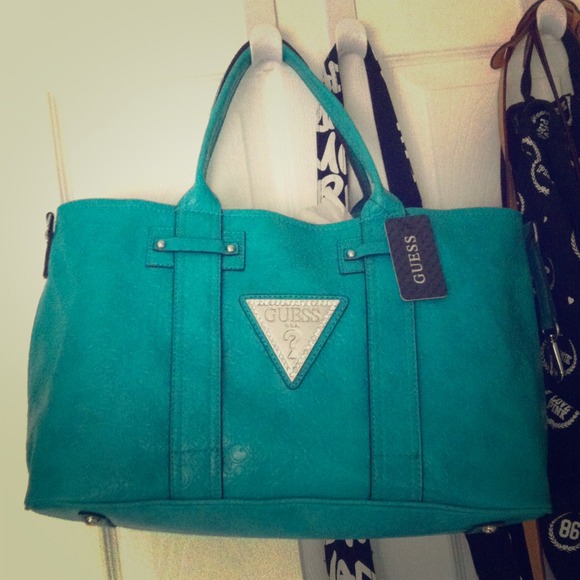 Guess purse