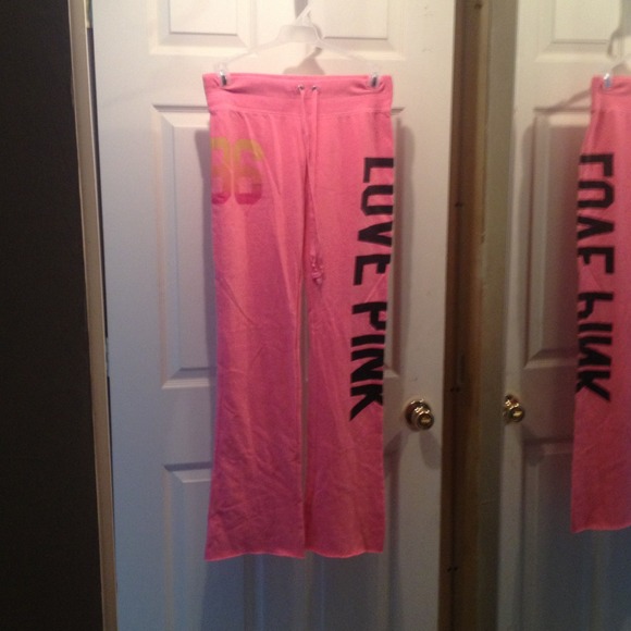 *****SOLD*Bundle Victoria Secret Sweats & headband