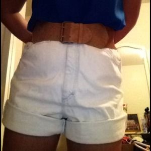 White vintage high wasted shorts!