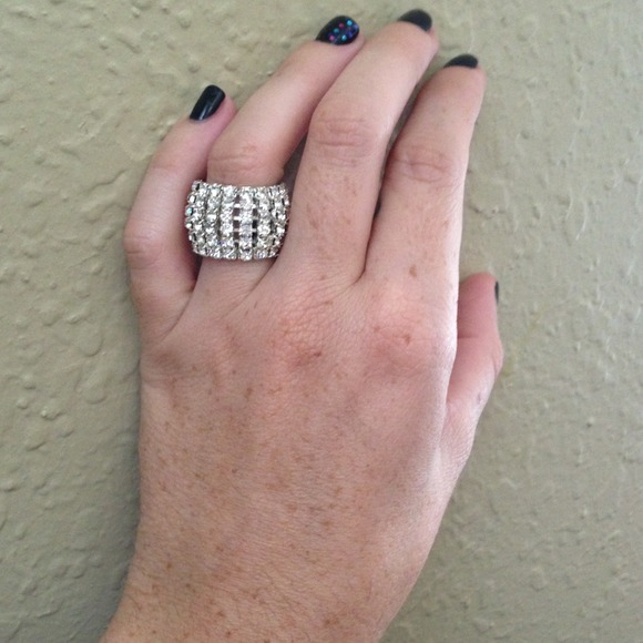 Rhinestone ring