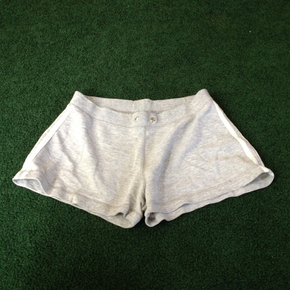 Cotton grey shorts. - Picture 1 of 3