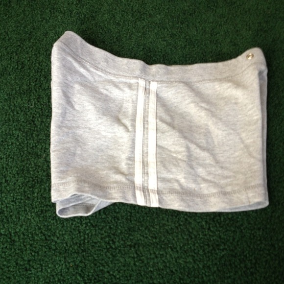 Cotton grey shorts. - Picture 2 of 3