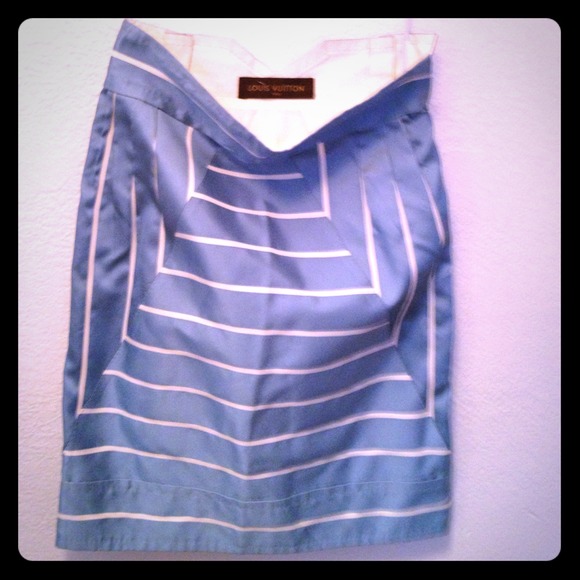 Louis Vuitton skirt🚩✂SALE✂🚩