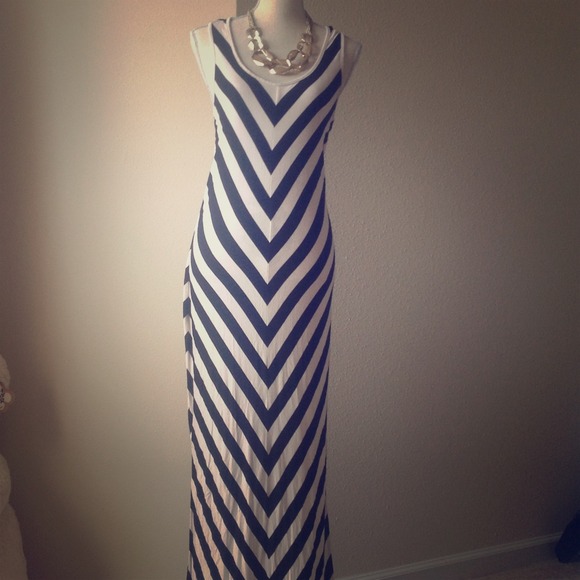 apt 9 maxi dress