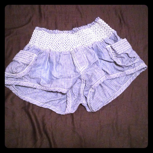 Denim stretch waist shorts