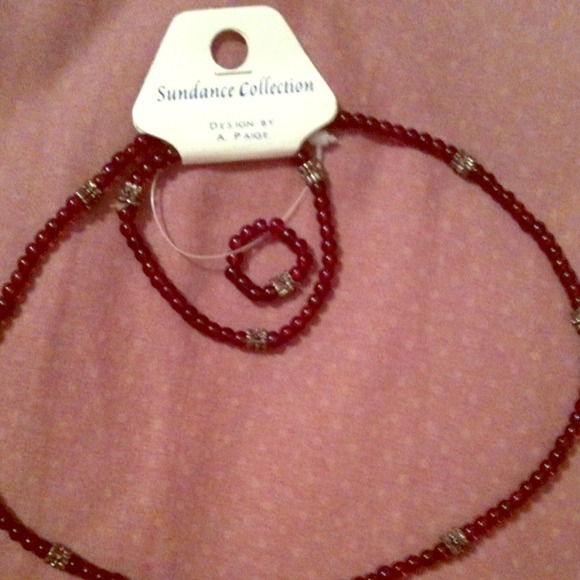 TRADED to @rtrager65Beautiful Garnet stretch set