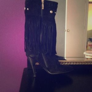 Guess boots