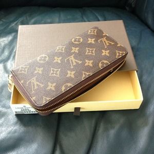 LV wallet