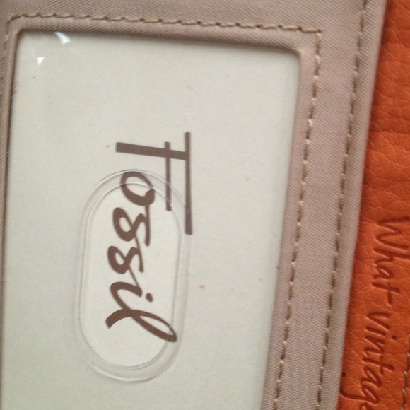 Fossil vallet - Picture 2 of 3