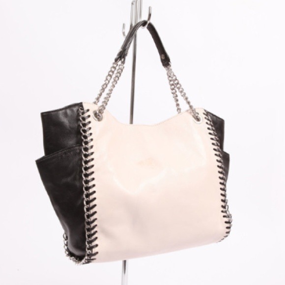 Michael Kors Chelsea Optic White&Black Handbag - Picture 2 of 4