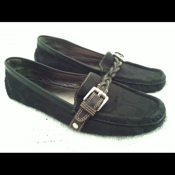 ⛔️sold⛔️ Authentic Coach Black Signature Flats