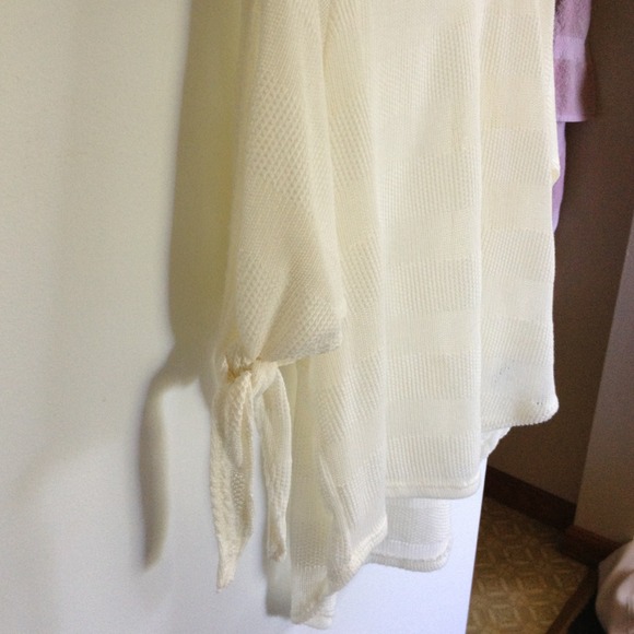 Knit top by Kirra - Picture 2 of 3