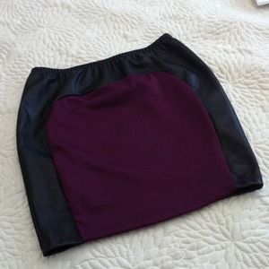 XS Leather- Cotton bodycon mini skirt. New!