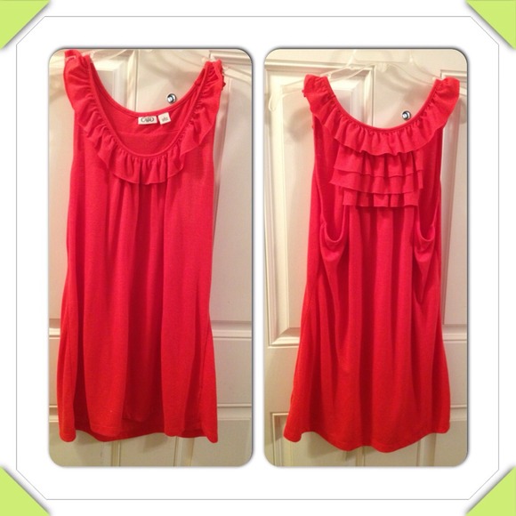 Ruffle racer back so adorable with skinnies!