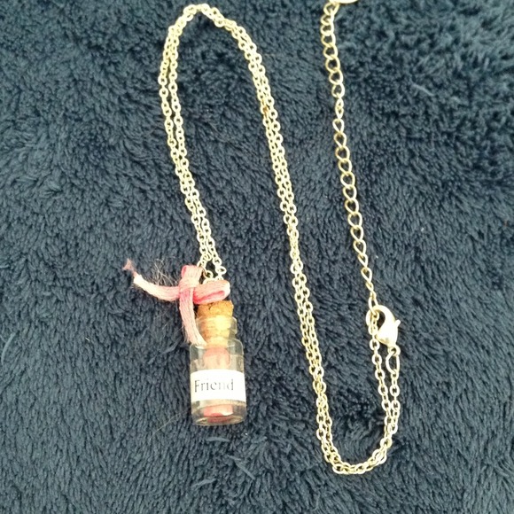 👭Friend Necklace from Clair's