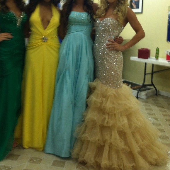 Sherri Hill Pageant gowns for sale - Picture 2 of 4