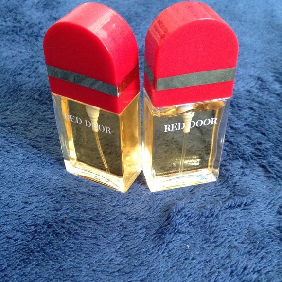 NWOT💞Red Door Twin Pack