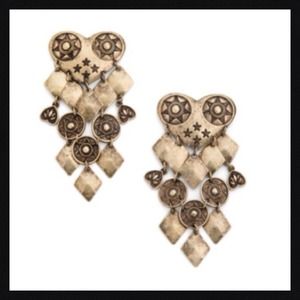 ✂️❌PRICE CUT❌✂️JewelMint Heart Of Gold Earrings