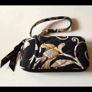 ⭐REDUCED x2!⭐Vera Bradley Yellow Bird Wristlet