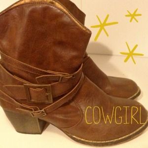 Short Brown Wet Seal Cowboy Boot