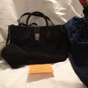 Dooney & Bourke Pocketbook