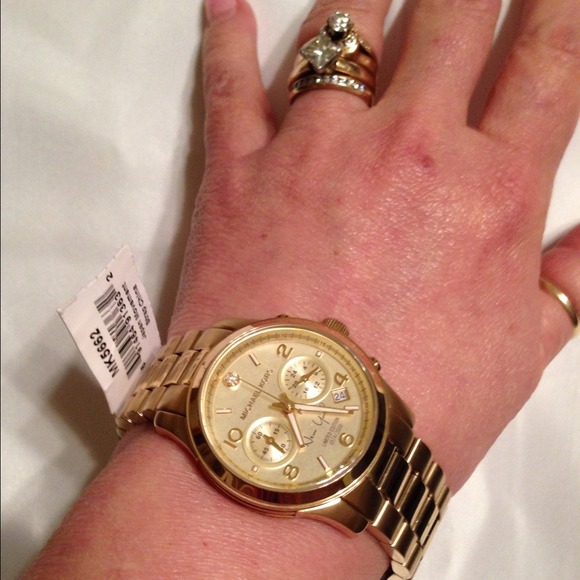 π₯π₯π₯SOLD ON EBAYπ₯π₯π₯ MK LE Runway Watchπ₯π₯π₯ - Picture 4 of 5