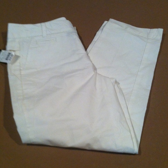 NWT Stylish cute winter white petite pants. Sz4