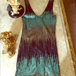 Sequenced v-neck and back mini dress