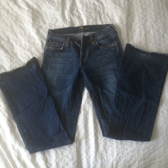 Seven jeans