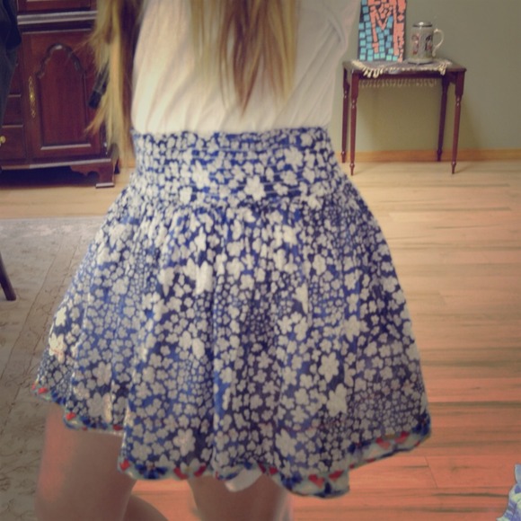 Cute short floral skirt