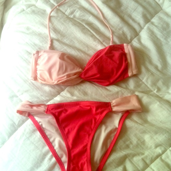 Victoria Secret Bikini!! - Picture 1 of 1