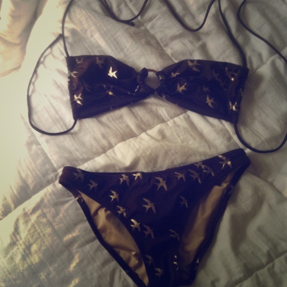 REDUCED!! Victoria Secret Bikini! - Picture 1 of 2
