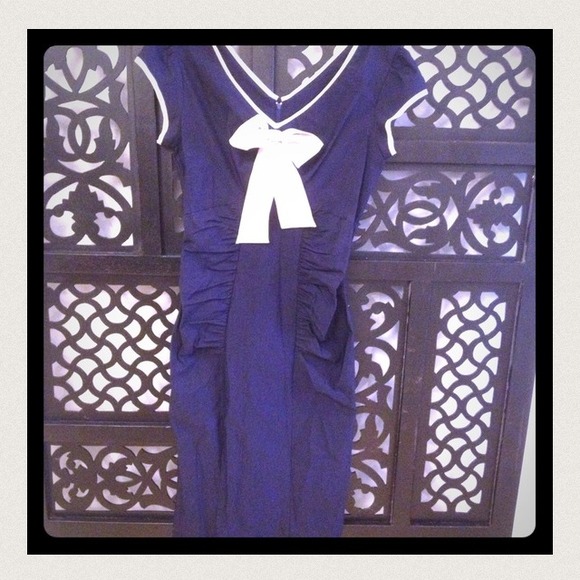 *SOLD*Stop staring dress - Picture 4 of 4