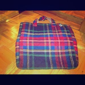 Gilly Hicks large  tote !