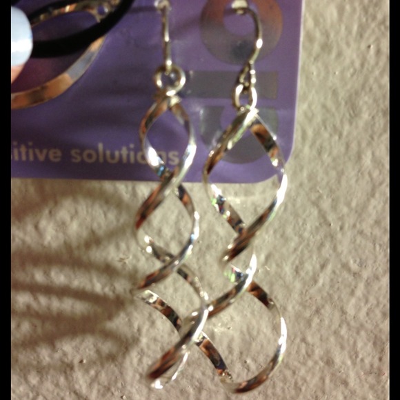 Set of Three Dangling Earrings - Picture 2 of 4