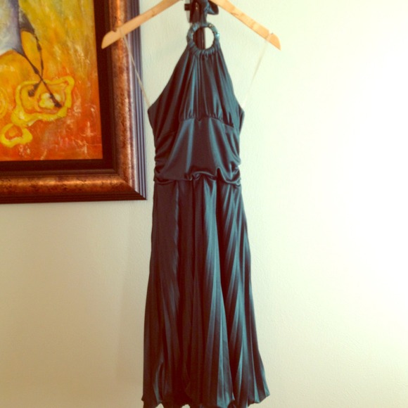 Green neck tie dress