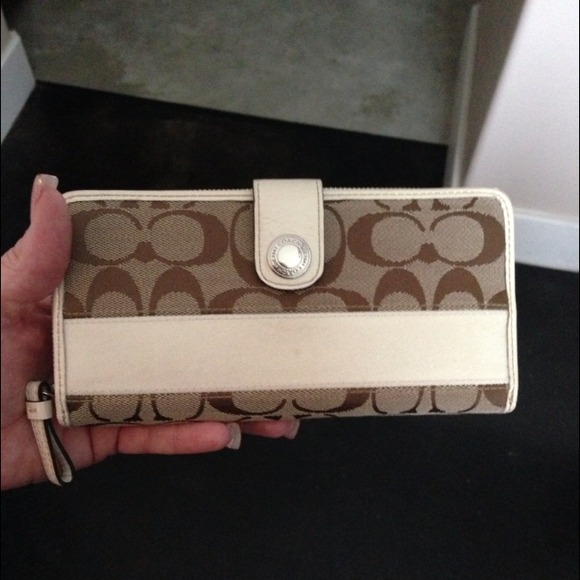 Almost new coach wallet