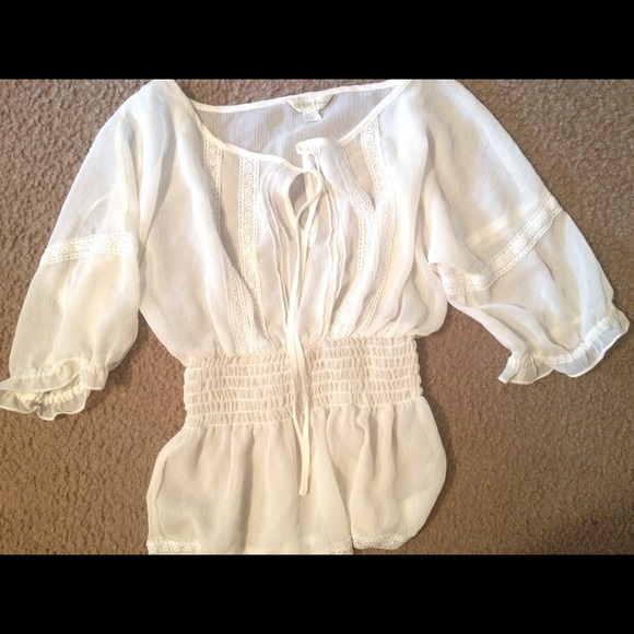 Guess peasant top