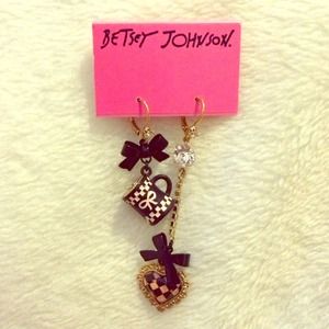 Betsey Johnson coffee & heart earrings