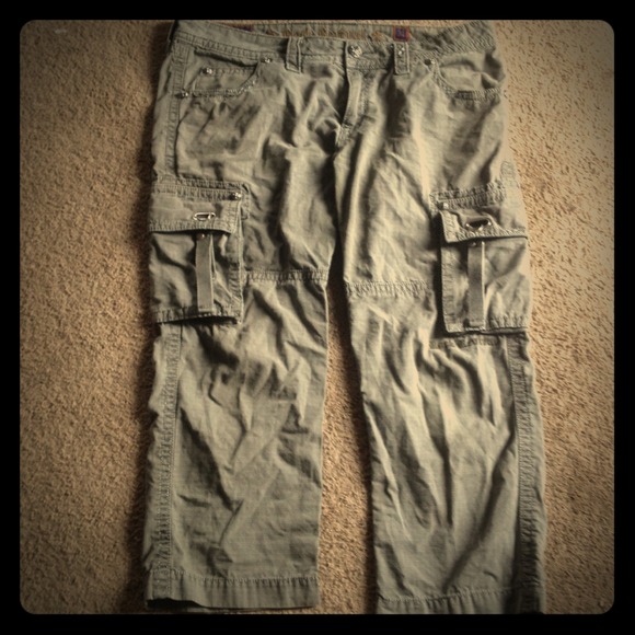 Rock Revival Capris