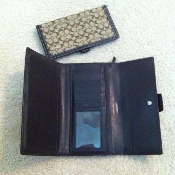 Coach wallet - Picture 2 of 4