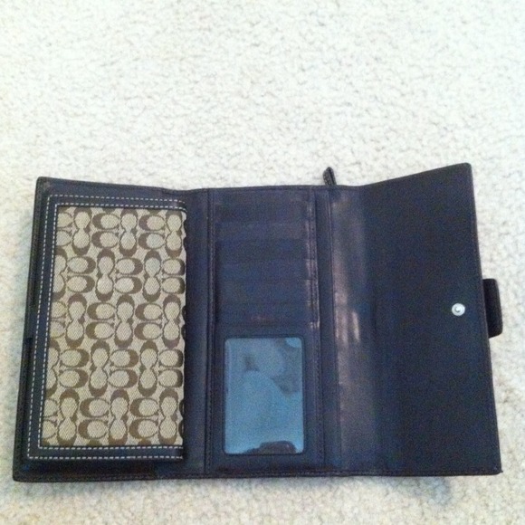 Coach wallet - Picture 3 of 4