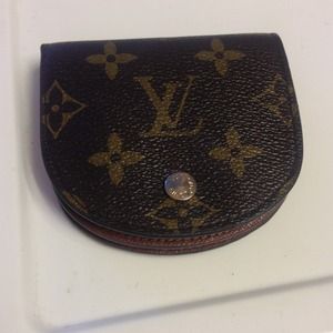 Louis Vuitton coin purse!💗💕