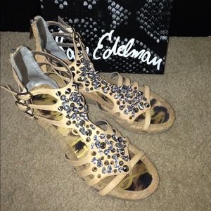 Natural leather sandals