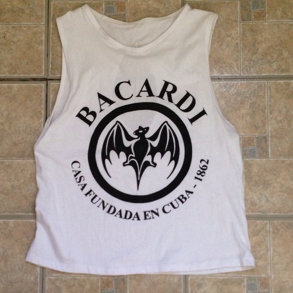 ❌SOLD❌BACARDI back hole top👌 - Picture 3 of 3