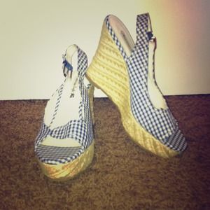 Blue and white gingham wedges